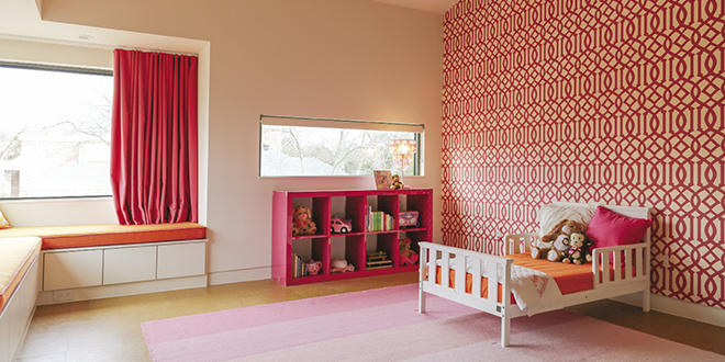 Designer Katie Allen blended oranges and pinks for a little girl’s room: Photo by Jeanine Michna-Bales