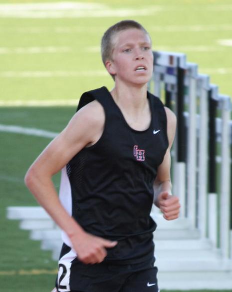 Austin Roth running for Lake Highlands High School. Now he's running marathons. (Photo by Carol Toler)