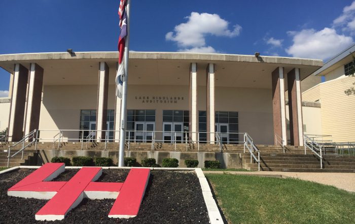 Lake Highlands High School. (Photo by Emily Charrier)