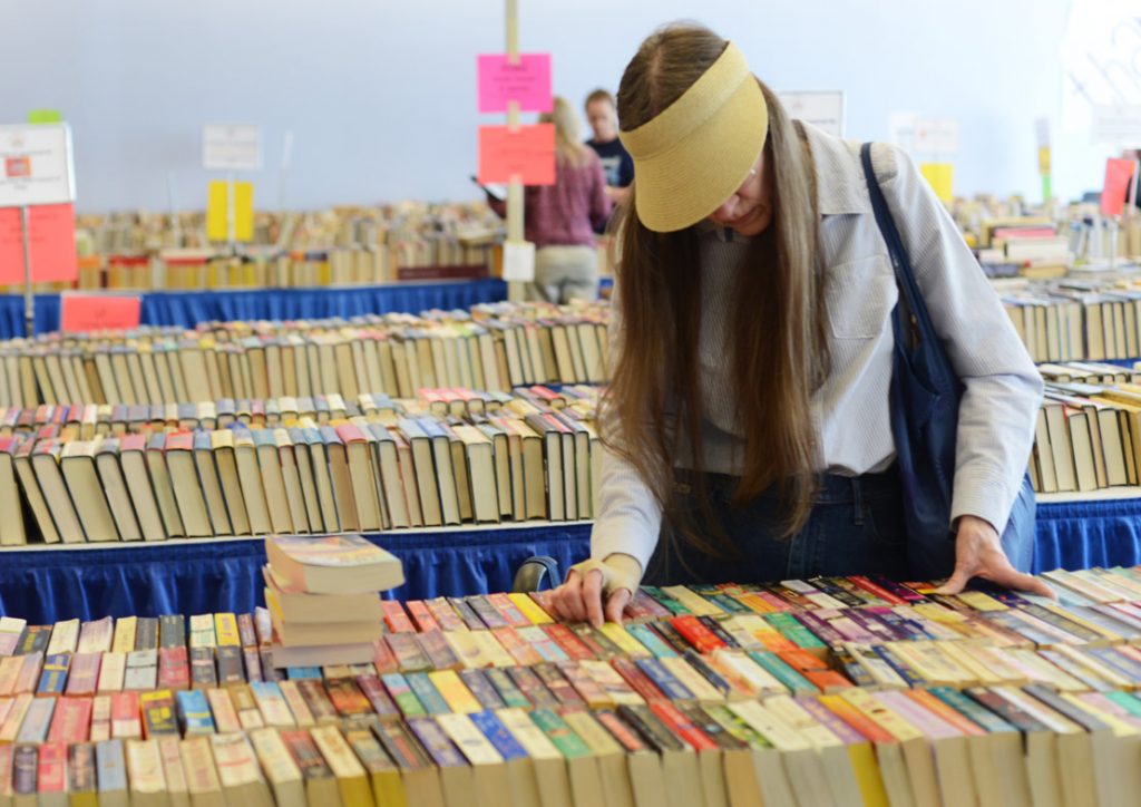 RISD used book fair in photos Lake Highlands